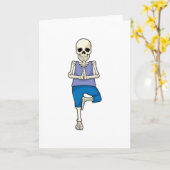 ヨガでストレッチする骸骨 カード (黄色い花)