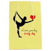 ヨガのハートと愛の日/ヨギニ  ミディアムペーパーバッグ (正面)