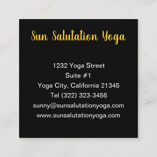 ヨガのポーズを練習する女性|カスタマイズ可能 スクエア名刺 (裏面)