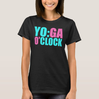 ヨガの時だ Tシャツ