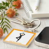 ヨガの木ポーズブラック、オレンジカスタム色 キーホルダー (正面右)