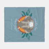 ヨガの準備は？ – 白蓮 フリースブランケット (正面(横))