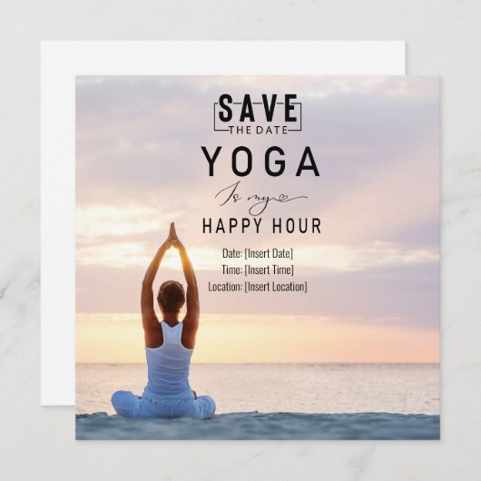 ヨガは私の幸せな時間である女性はヨガをポーズ セーブザデート (正面/裏面)