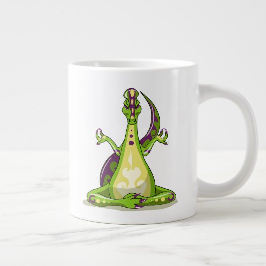 ヨガをしている漫画のイグアノドン恐竜。 ジャンボコーヒーマグカップ (右)