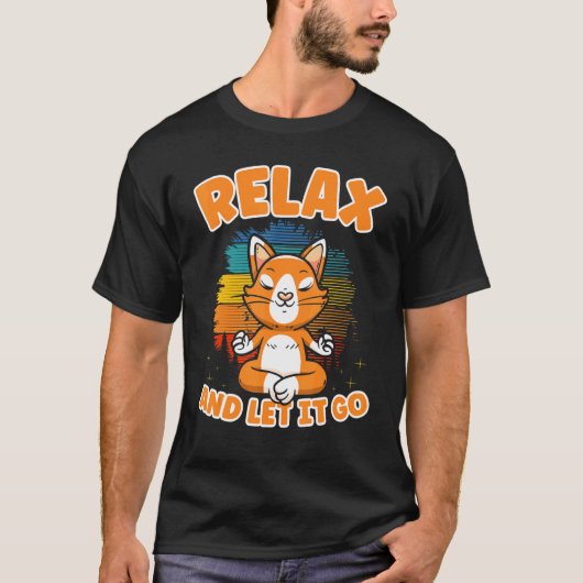 ヨガをするかわいい猫 Tシャツ (正面)