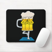 ヨガをするビールジョッキ マウスパッド (マウス)