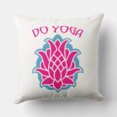 ヨガをする クッション (裏面)