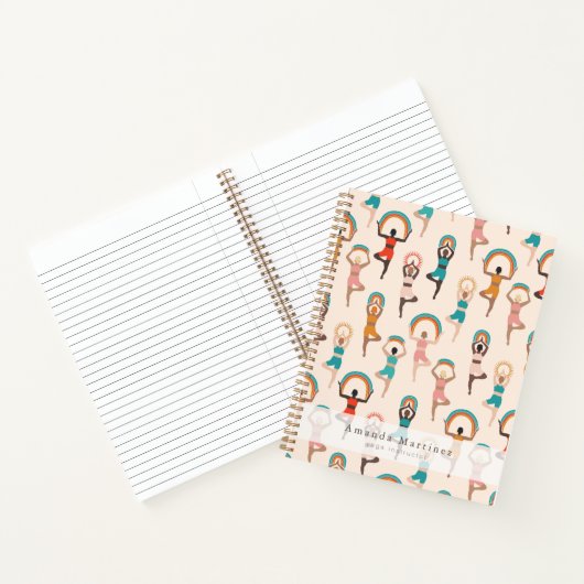 ヨガインストラクターウィメンヨガポーズライトタン ノートブック (内部)