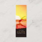 ヨガインストラクターサンサルテイションクレセントムーンポーズ スキニー名刺 (正面)