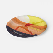 ヨガインストラクターサンサルテイションクレセントムーンポーズ ペーパープレート (アングル)