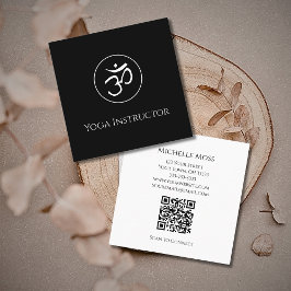ヨガインストラクターシンプルOMシンボル白黒 スクエア名刺