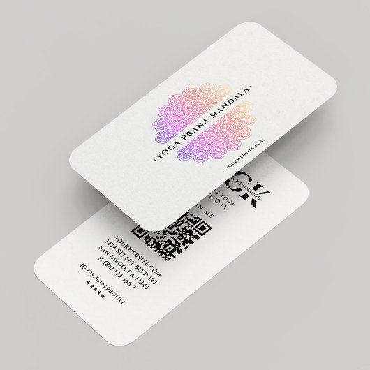 ヨガインストラクタースパセラピストマンダラミニマル 名刺
