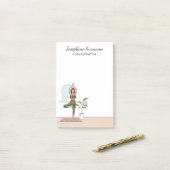 ヨガインストラクターツリーポーズトレーニングガール名前をカスタムする ポストイット (デスク上)