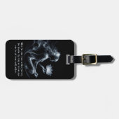 ヨガインストラクターロータスメディテーションポーズミ白熱［赤熱］光を放つスト ラゲッジタグ (正面横)