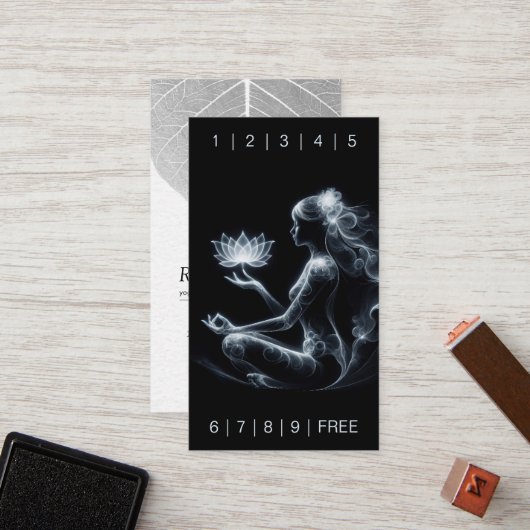 ヨガインストラクターロータスメディテーションポーズミ白熱［赤熱］光を放つスト ロイヤリティカード (正面/裏面インサイチュ)