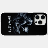 ヨガインストラクターロータスメディテーションポーズミ白熱［赤熱］光を放つスト Case-Mate iPhoneケース (裏面 (横))