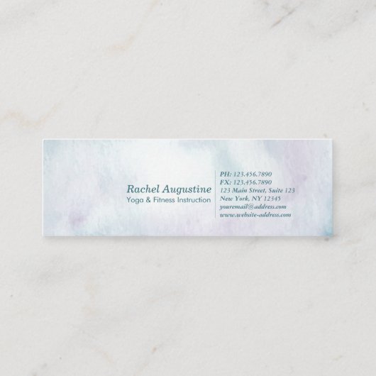 ヨガインストラクター瞑想ポーズオムサインウォーター色 スキニー名刺 (裏面)