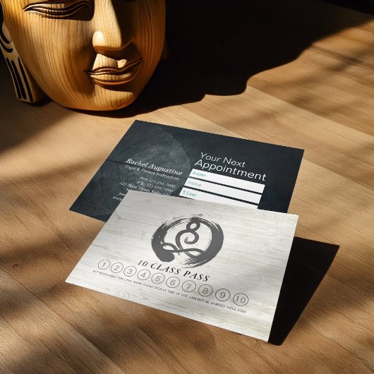 ヨガインストラクター瞑想ポーズクラスパスロイヤリティ ロイヤリティカード