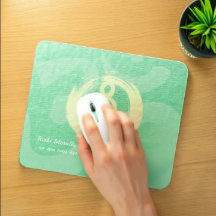 ヨガインストラクター瞑想ポーズゼンオムサイン引用文