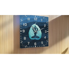 ヨガインストラクター瞑想ポーズボディリーフカットアート スクエア壁時計