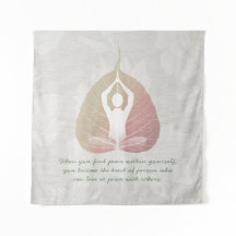 ヨガインストラクター瞑想ポーズボディリーフ引用文