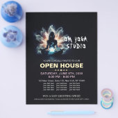 ヨガインストラクター瞑想ポーズミ白熱［赤熱］光を放つストロータス チラシ (シングル)