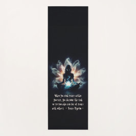 ヨガインストラクター瞑想ポーズミ白熱［赤熱］光を放つストロータス ヨガマット