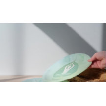 ヨガインストラクター スタジオ 瞑想 ポーズ ボディリーフ