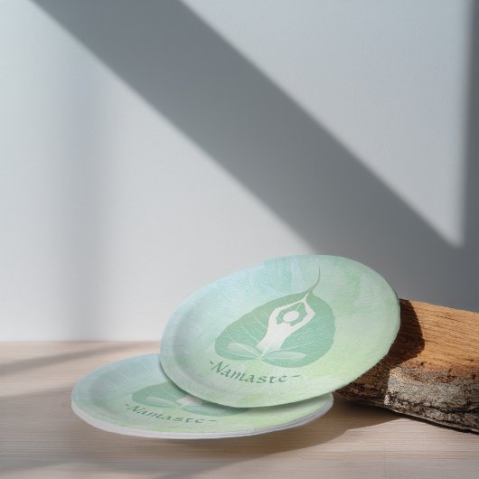 ヨガインストラクター スタジオ 瞑想 ポーズ ボディリーフ ペーパープレート