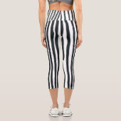 ヨガカプリブラック&ホワイト垂直ストライプ カプリレギンス (裏面)