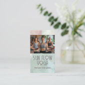 ヨガクラスの女性 名刺 (スタンド正面)