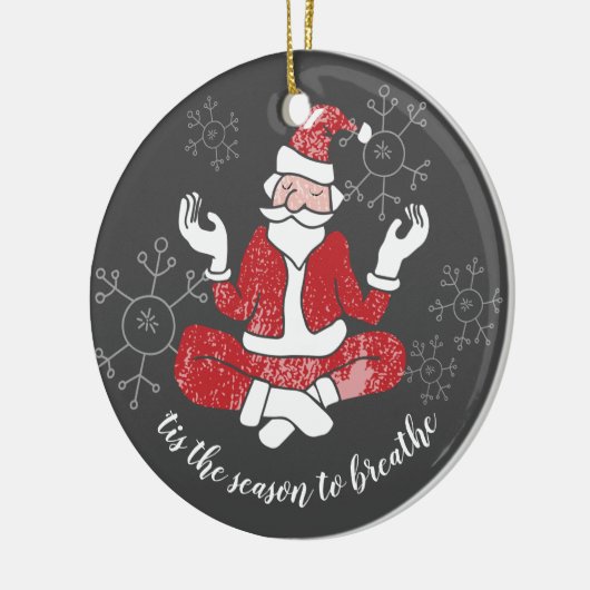 ヨガサンタを吸う季節パーソナライズされた セラミックオーナメント (左)