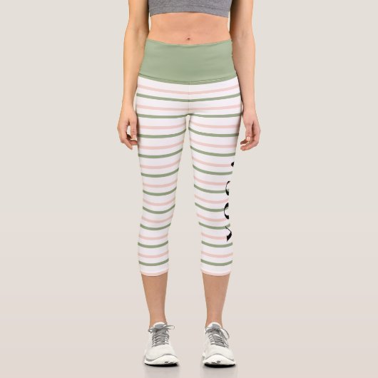 ヨガジオメトリックピンクとグリーンのストライプ カプリレギンス (正面)