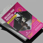 ヨガジムクラスピガーリーンクモダンマーケティング写真 チラシ