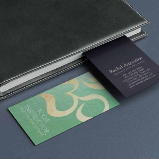 ヨガスタジオメディテーションインストラクターライフコーチOM 名刺