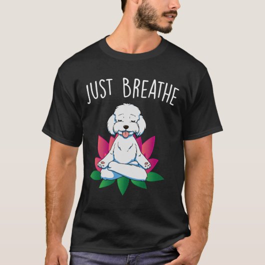 ヨガドッグプードルメディテーション Tシャツ (正面)