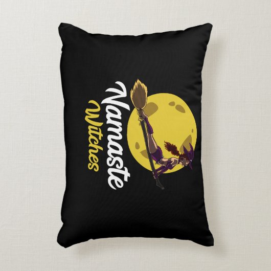ヨガナマステウィッチズブロムゼンハロウィーン アクセントクッション (正面(垂直))