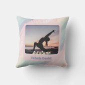 ヨガパーソナライズされた恋人先生ママ女性ギフト クッション (裏面)