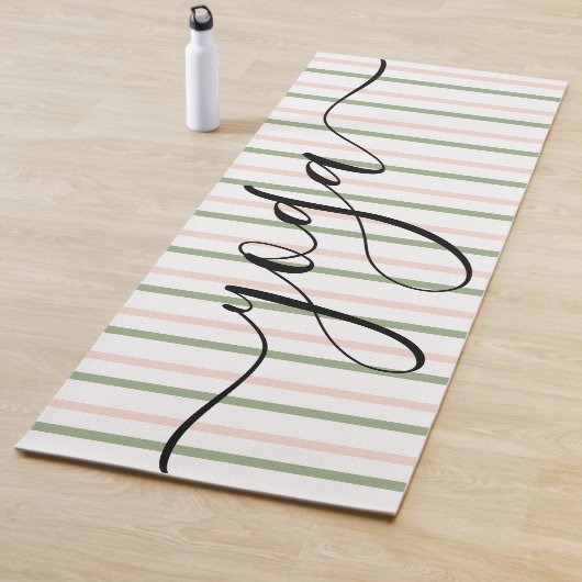 ヨガピンクとグリーンのストライプが息をする ヨガマット (インサイチュ)