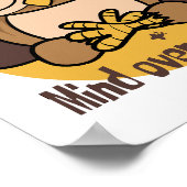 ヨガブラウンを行う物質かわいいおもしろいフクロウの上で心 ポスター (角)