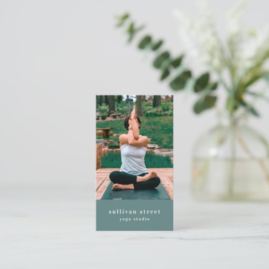 ヨガポーズフォトヨガスタジオ 名刺 (スタンド正面)