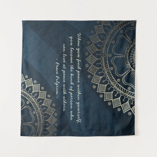 ヨガメディテーションインストラクターブルー金ゴールドマンダラ引用文 タペストリー (正面(横))