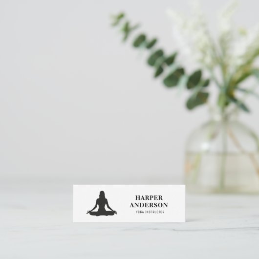 ヨガモダンインストラクタープロフェッショナルロゴビジネス スキニー名刺 (スタンド正面)