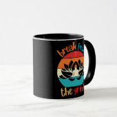 ヨガモチーフ マグカップ (正面右)