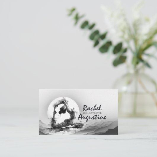 ヨガレイキインストラクター 片足のキングピジョン ポーズ 名刺 (スタンド正面)