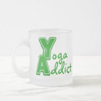 ヨガ中毒性フロストマグ – ヨガおもしろいギフト フロストグラスマグカップ