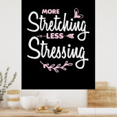 ヨガ愛好家 |ストレッチの負荷を軽減 ポスター (キッチン)