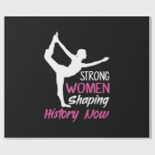 ヨガ愛好家 | Yoga Strong Woman ラッピングペーパー (フラット)