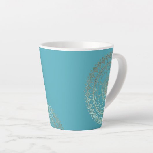 ヨガ瞑想インストラクターグリーンブルー金ゴールドマンダラ カフェラテマグ (右アングル)