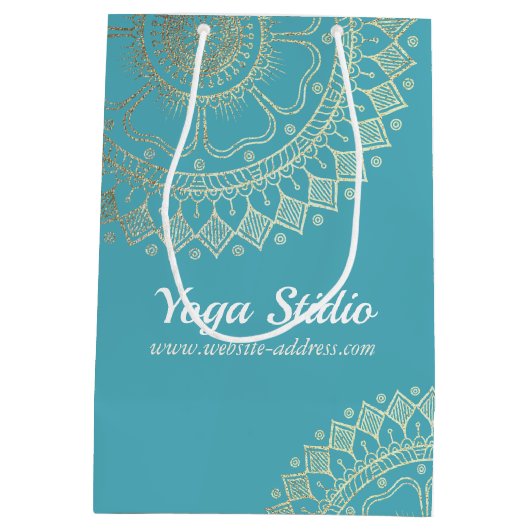 ヨガ瞑想インストラクターグリーンブルー金ゴールドマンダラ ミディアムペーパーバッグ (裏面)